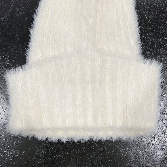 Cream Pom Pom Beanie Hat - Picture 3 of 3